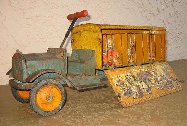 antique keystone circus truck with circus animals, vintage keystone circus truck pictures,  antique keystone dump truck for sale, ebay keystone toy trucks for sale, facebook keystone circus truck for sale, 1934 keystone circus truck for sale,  keystone toy trucks on ebay, buying circus toys and trucks.  circus truck history,  keystone police patrol truck, keystone circus truck historical prices, Keystone circus truck for sale, keystone toy trucks ebay, circus toy truck decals, keystone woodsy wee circus animals, keystone coast to coast bus for sale, ebay keystone toy trucks, circus tent, keystone circus truck parts, keystone circus truck restoration, 1934 keystone circus truck for sale, Keystone circus truck wanted free price quotes